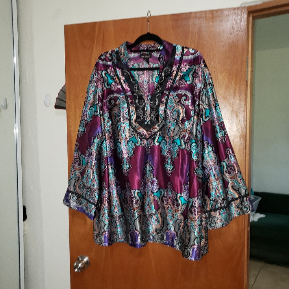 Plus size blouse